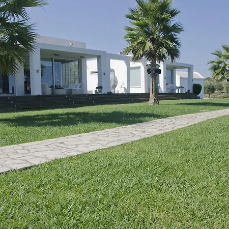 Reveli Estate Villa